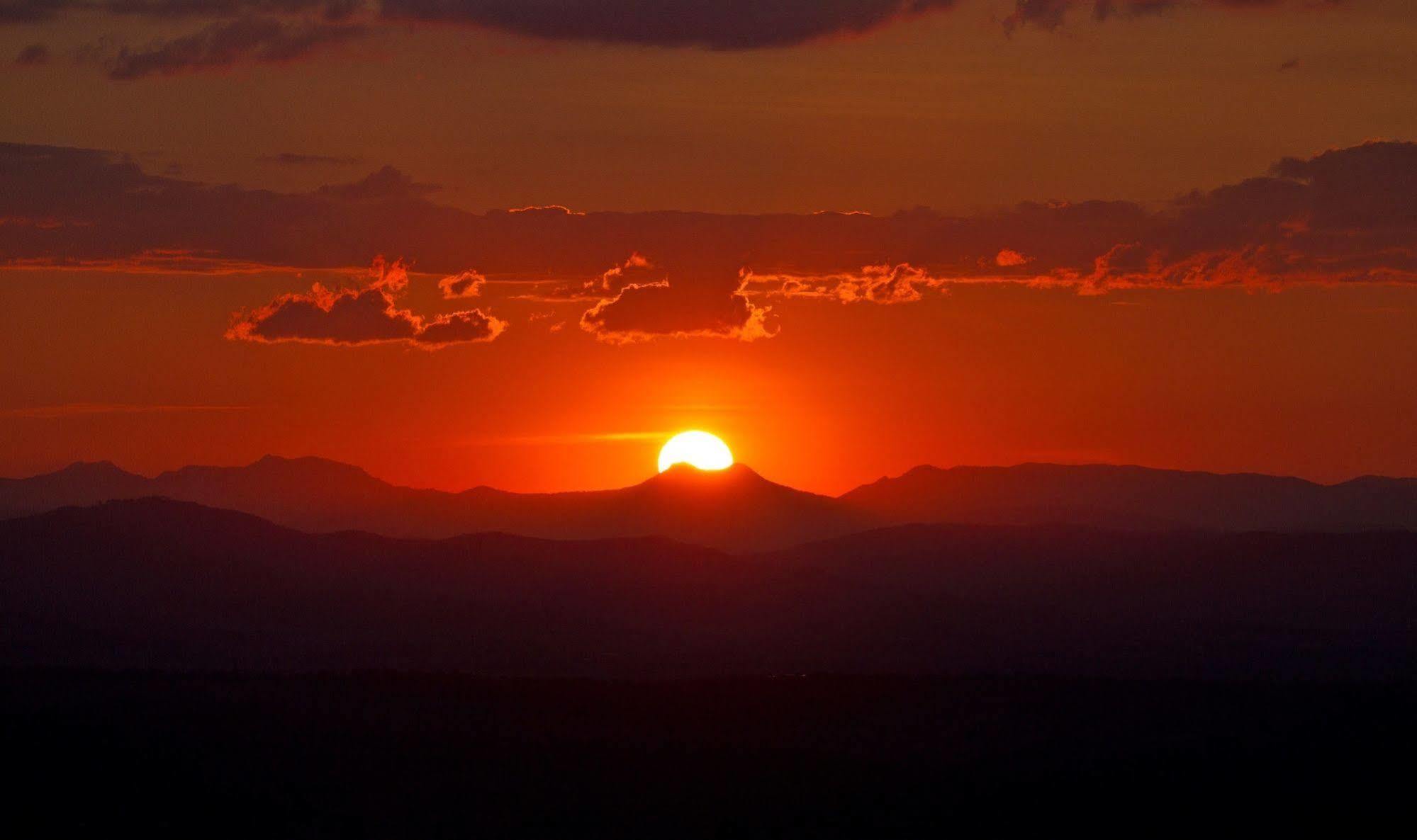 Avocado Sunset Bed & Breakfast 4*